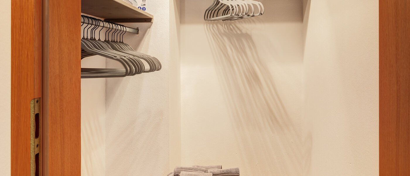 apartment München Altperlach 01 Walk-in closet 14623