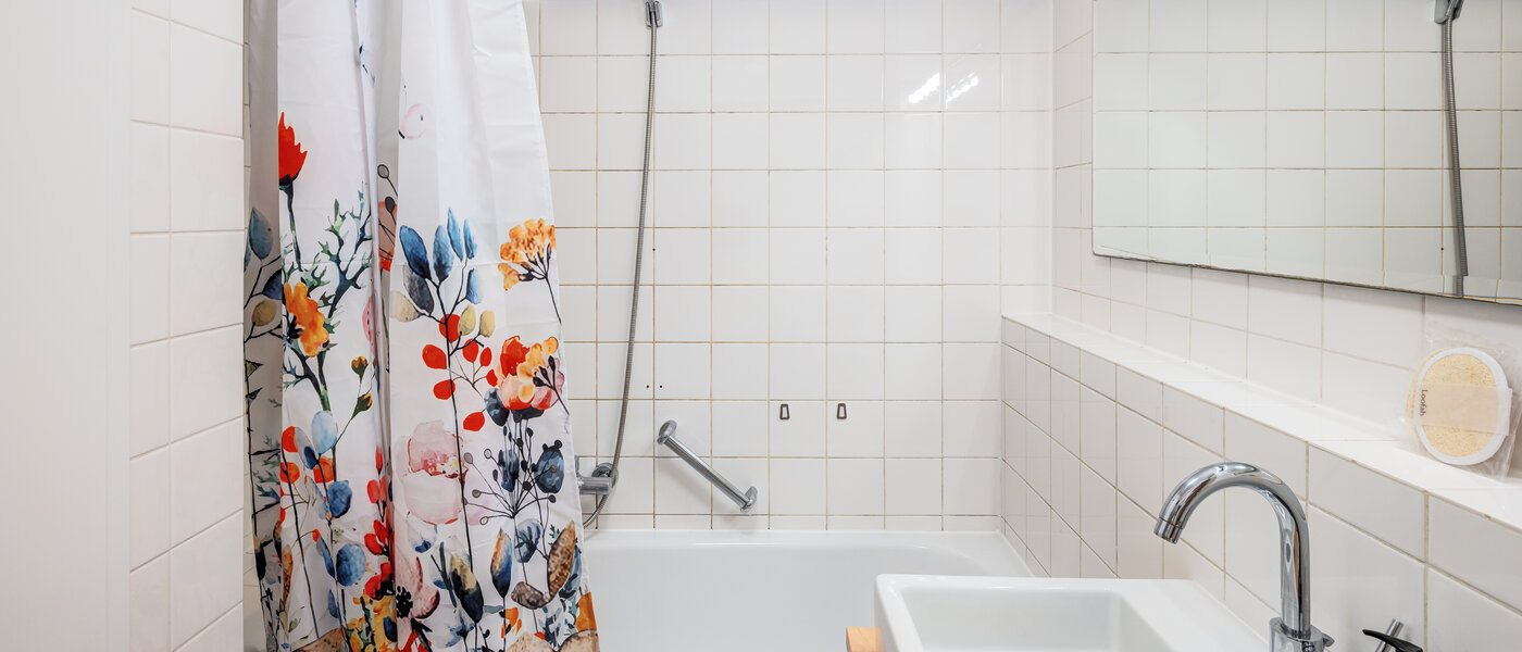 apartment München Harlaching 02 bathroom 14629