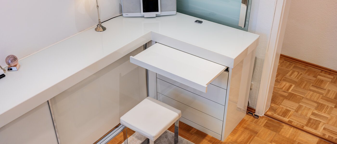 apartment Grünwald 02 office 14631