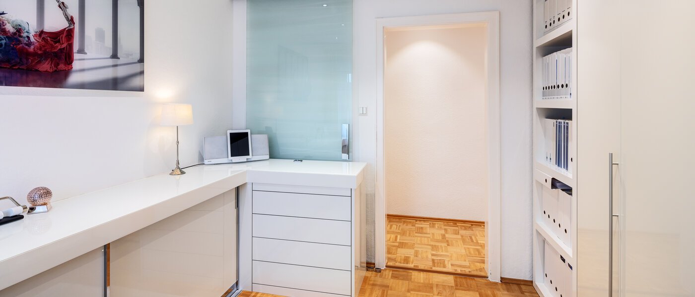 apartment Grünwald 03 office 14631