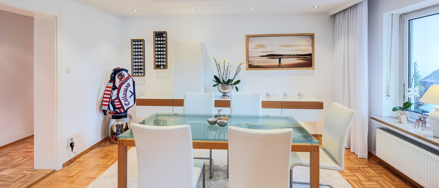 apartment Grünwald 03 dining room 14631