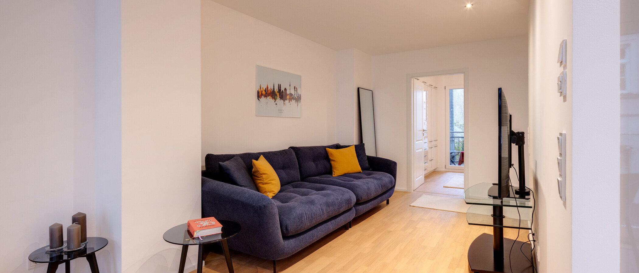 apartment München Maxvorstadt 02 living area 14633