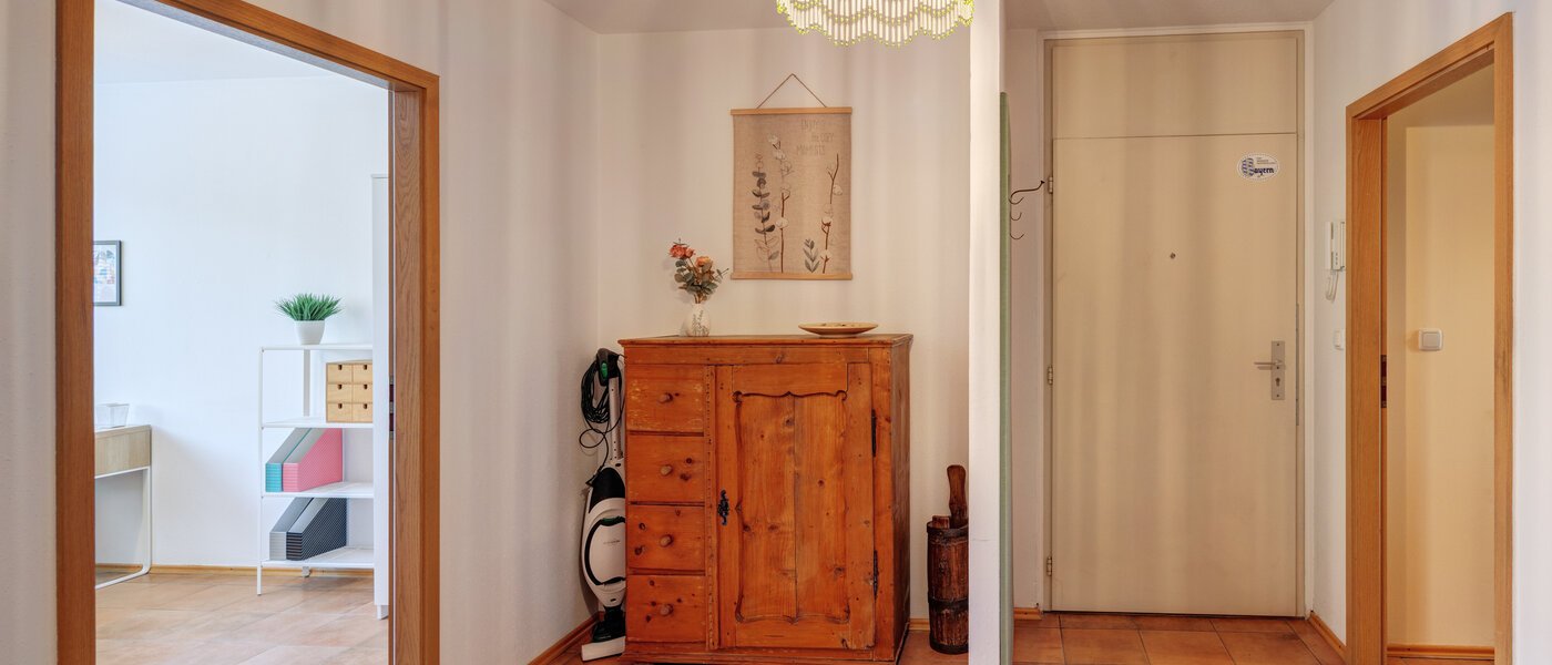 apartment München Bogenhausen 02 hall 14639