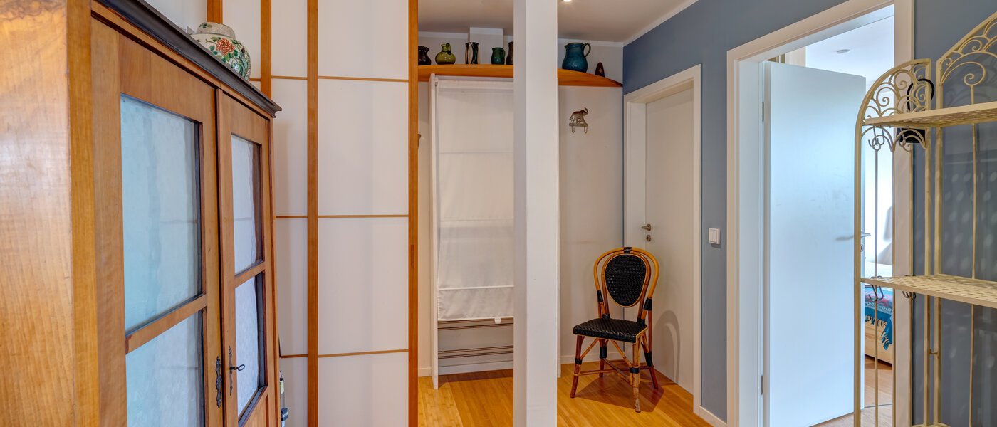 attic apartment München Haidhausen 02 hall 14648