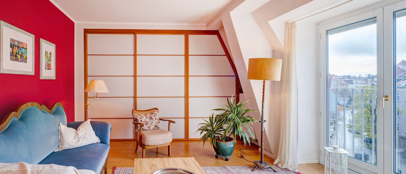 attic apartment München Haidhausen 03 living room 14648