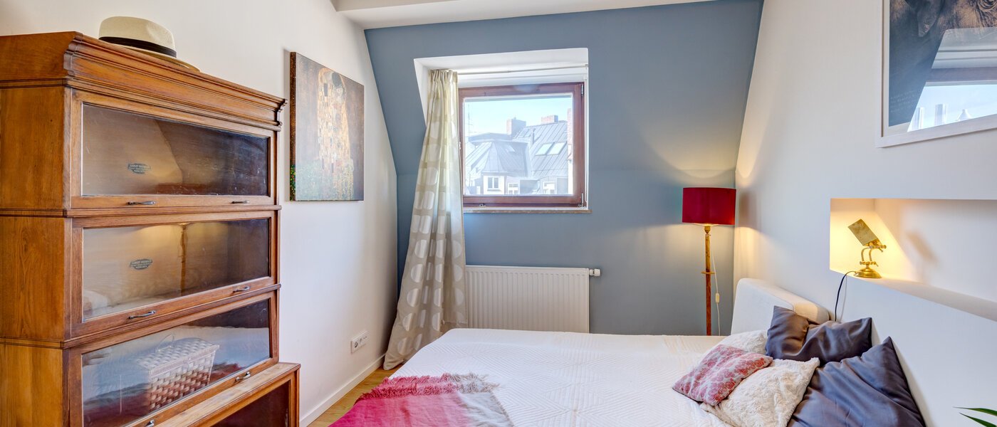 attic apartment München Haidhausen 02 1. bedroom 14648