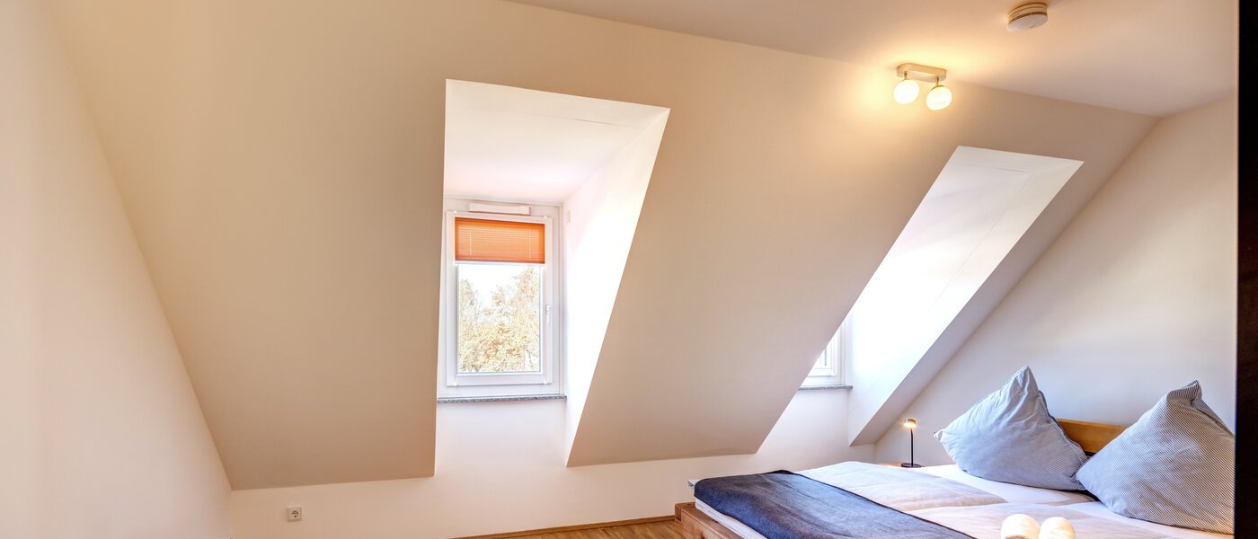 attic apartment Neufahrn b. Freising 04 bedroom 14650