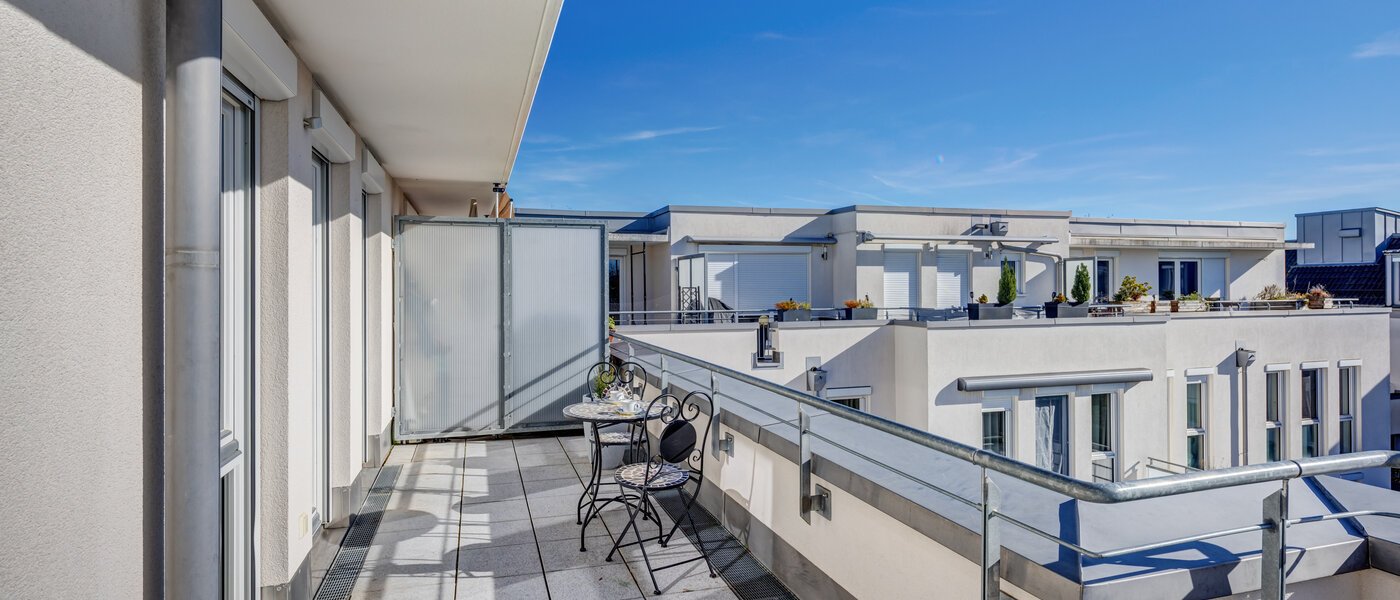 attic apartment Neufahrn b. Freising 01 roof terrace 14650