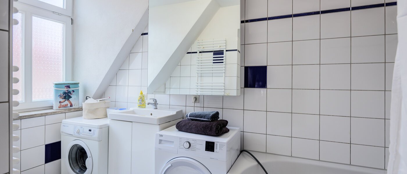 apartment München Westend 02 bathroom 14660