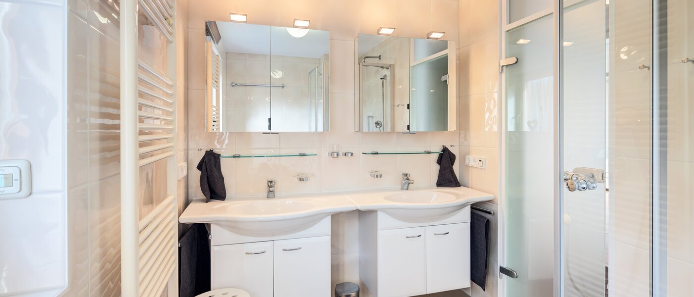 semi-detached house München Lochhausen 03 bathroom 14662