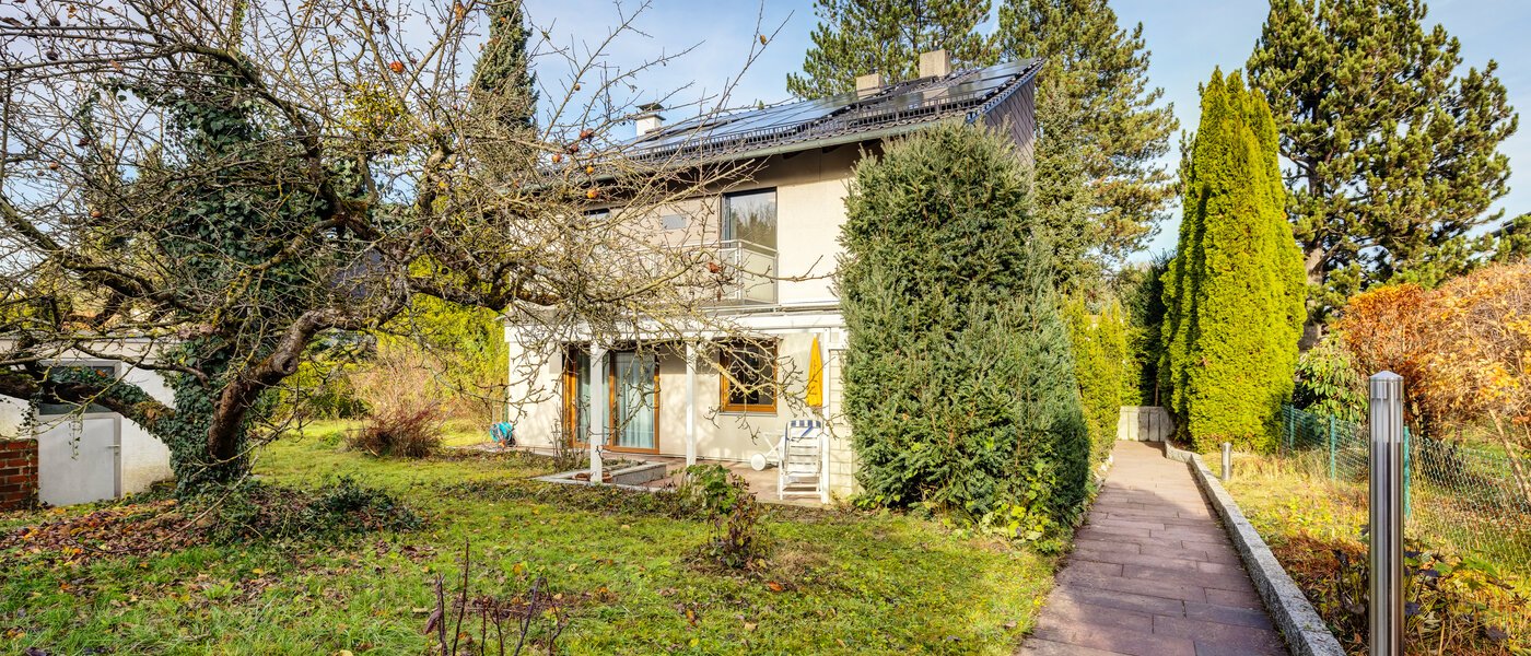 semi-detached house München Lochhausen 01 garden 14662