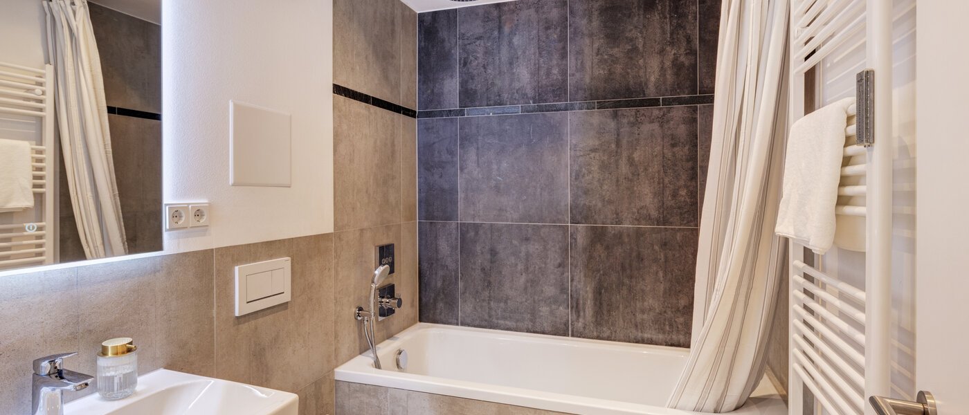 apartment München Maxvorstadt 01 bathroom 14663