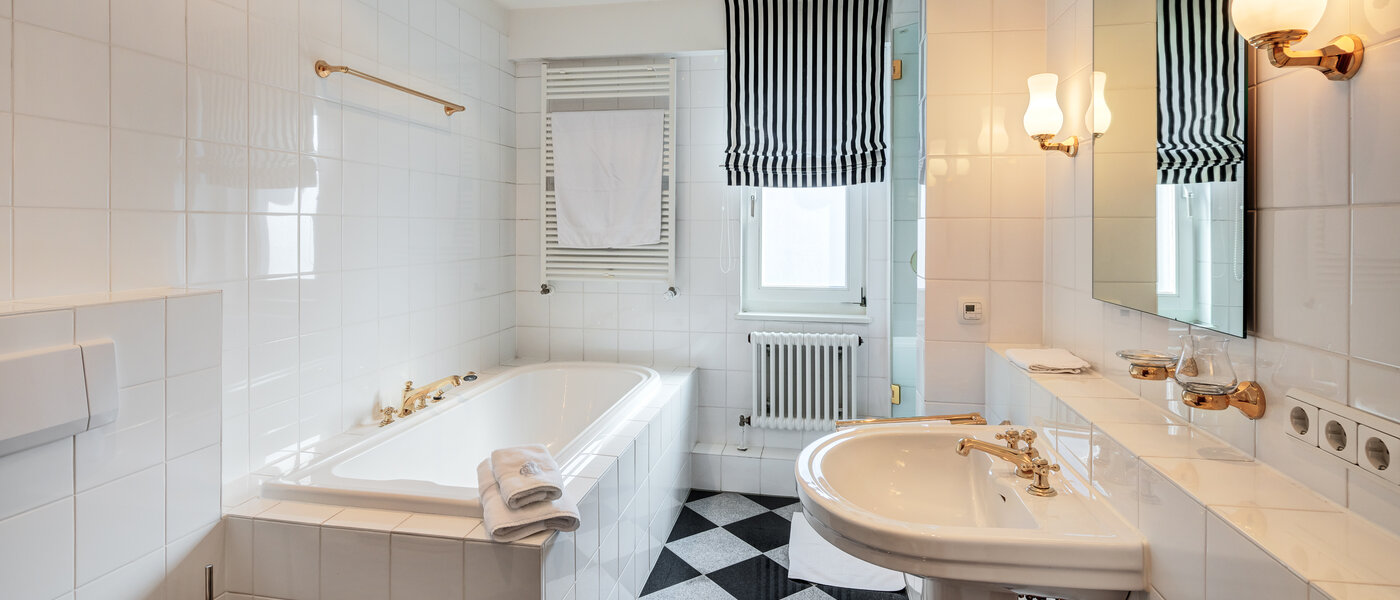 apartment München Fasangarten 01 bathroom 14668