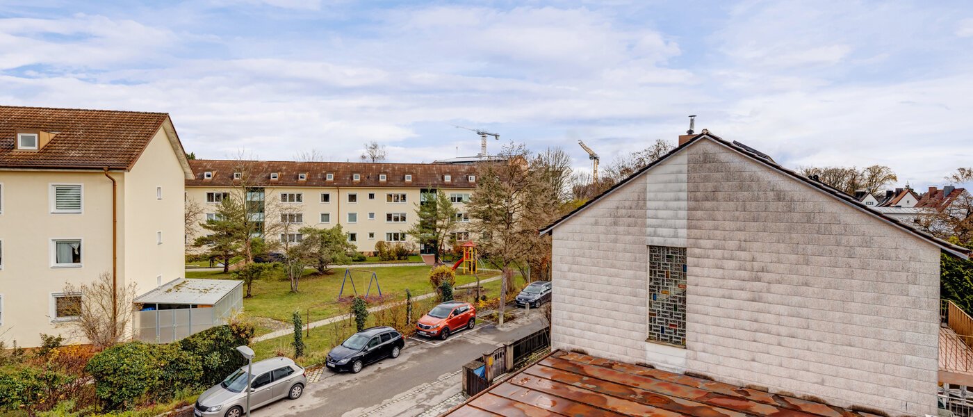 attic apartment Dachau 03 view 14669