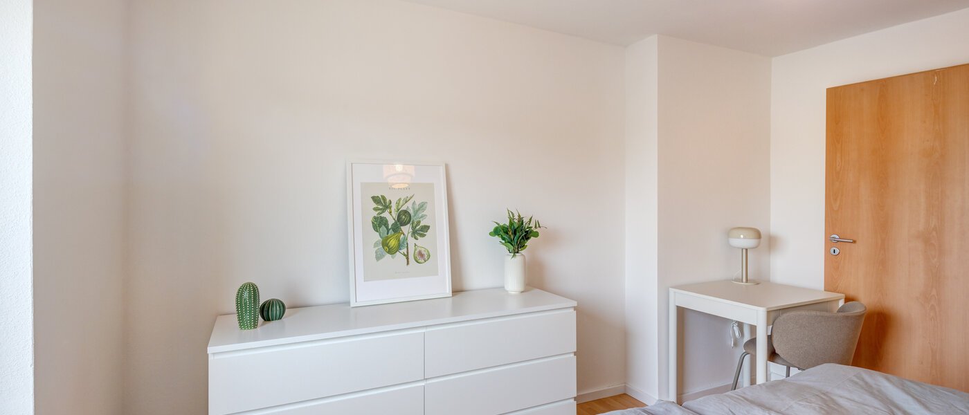 attic apartment Dachau 02 1. bedroom 14669