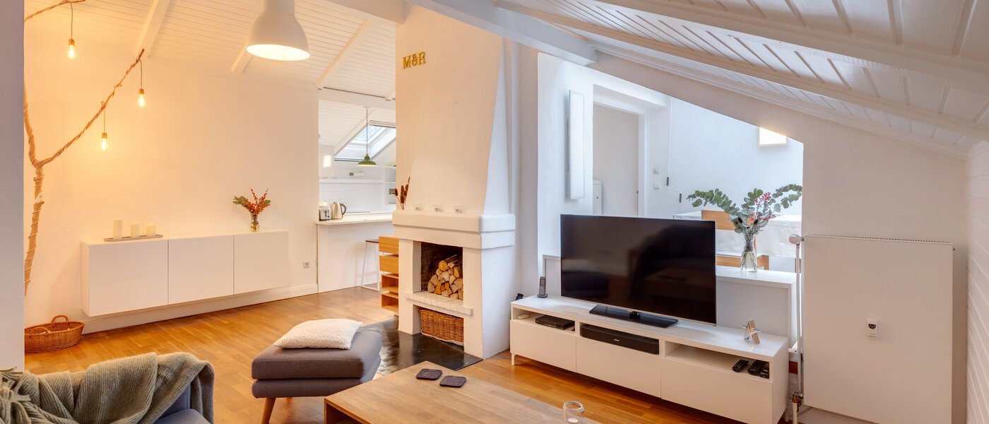 apartment München Solln 03 living area 14670