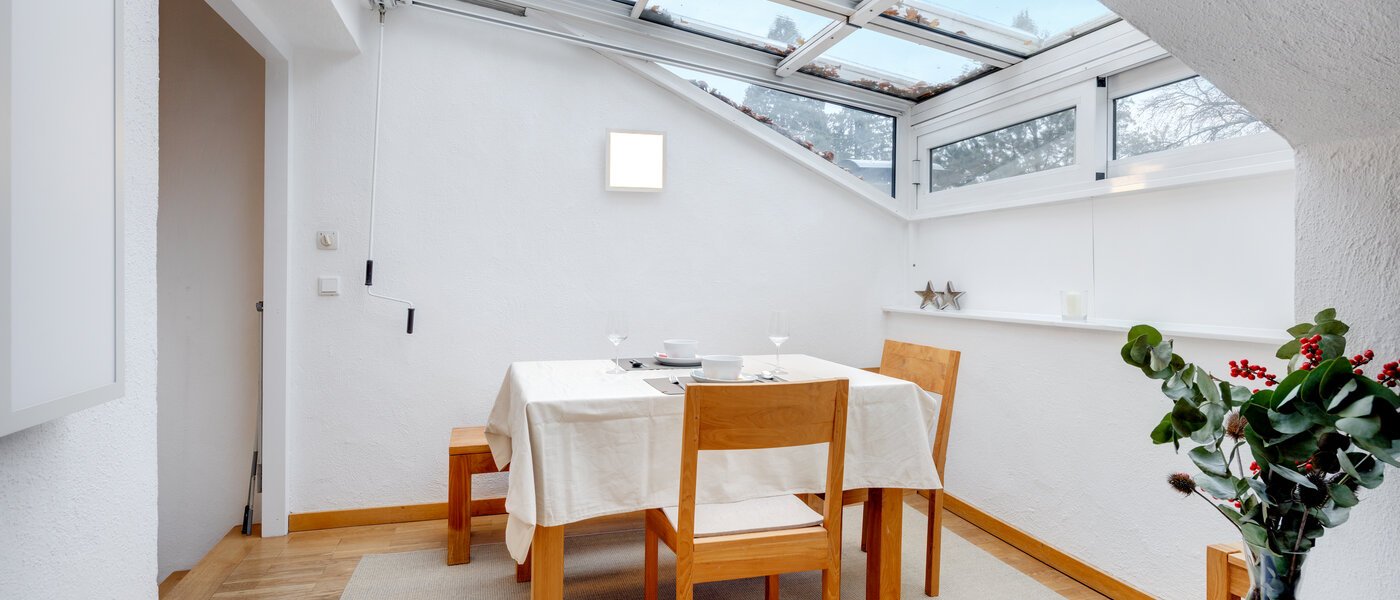 apartment München Solln 01 dining area 14670