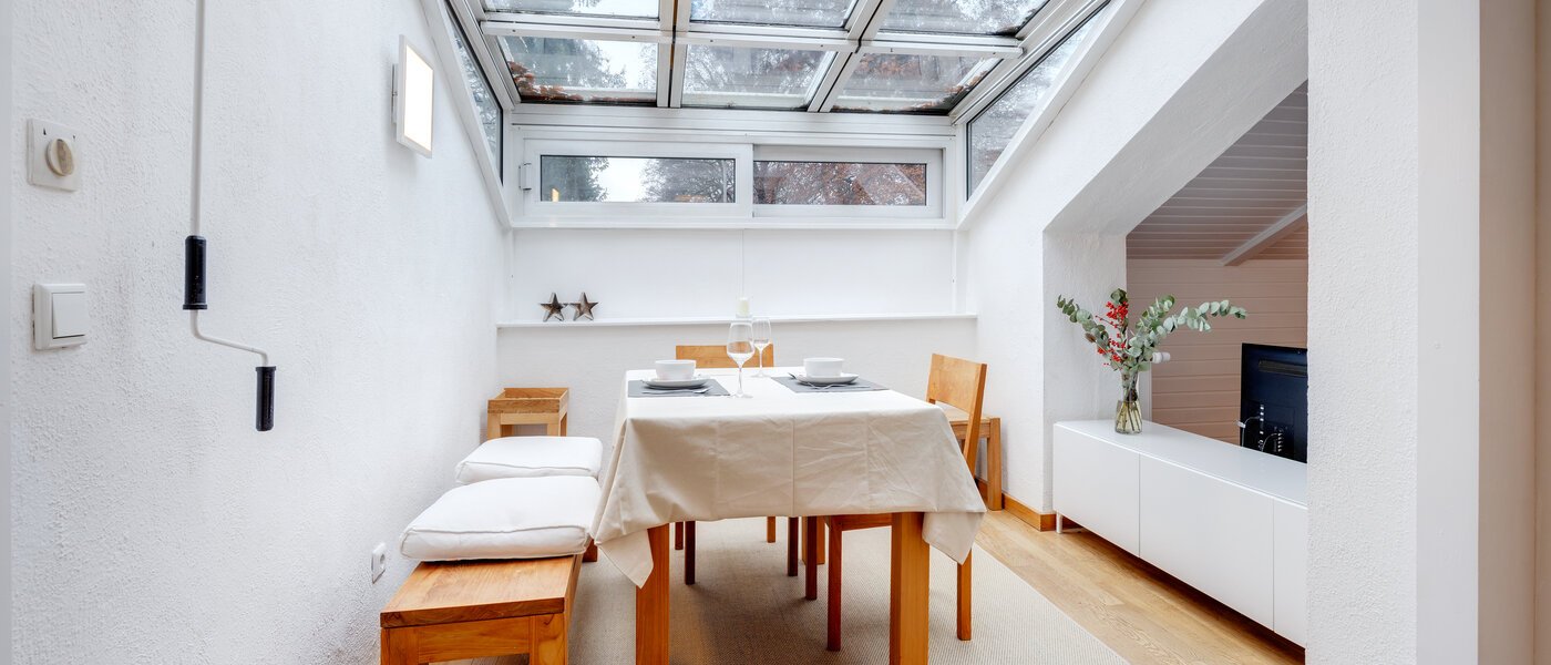 apartment München Solln 02 dining area 14670