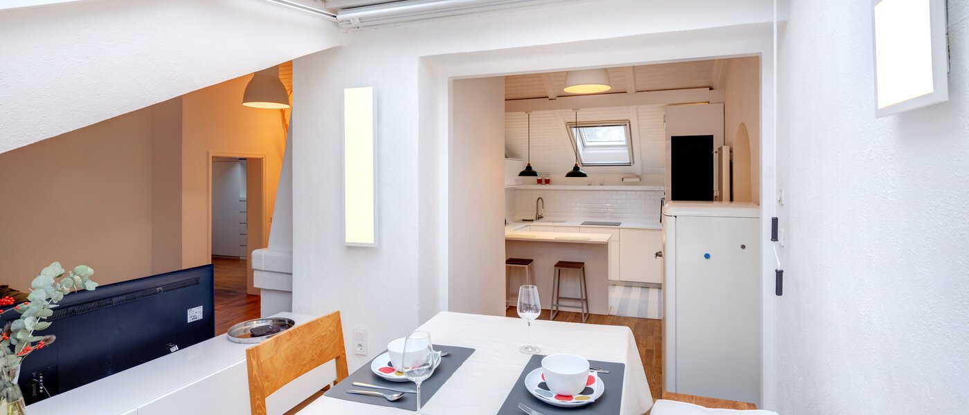 apartment München Solln 03 dining area 14670