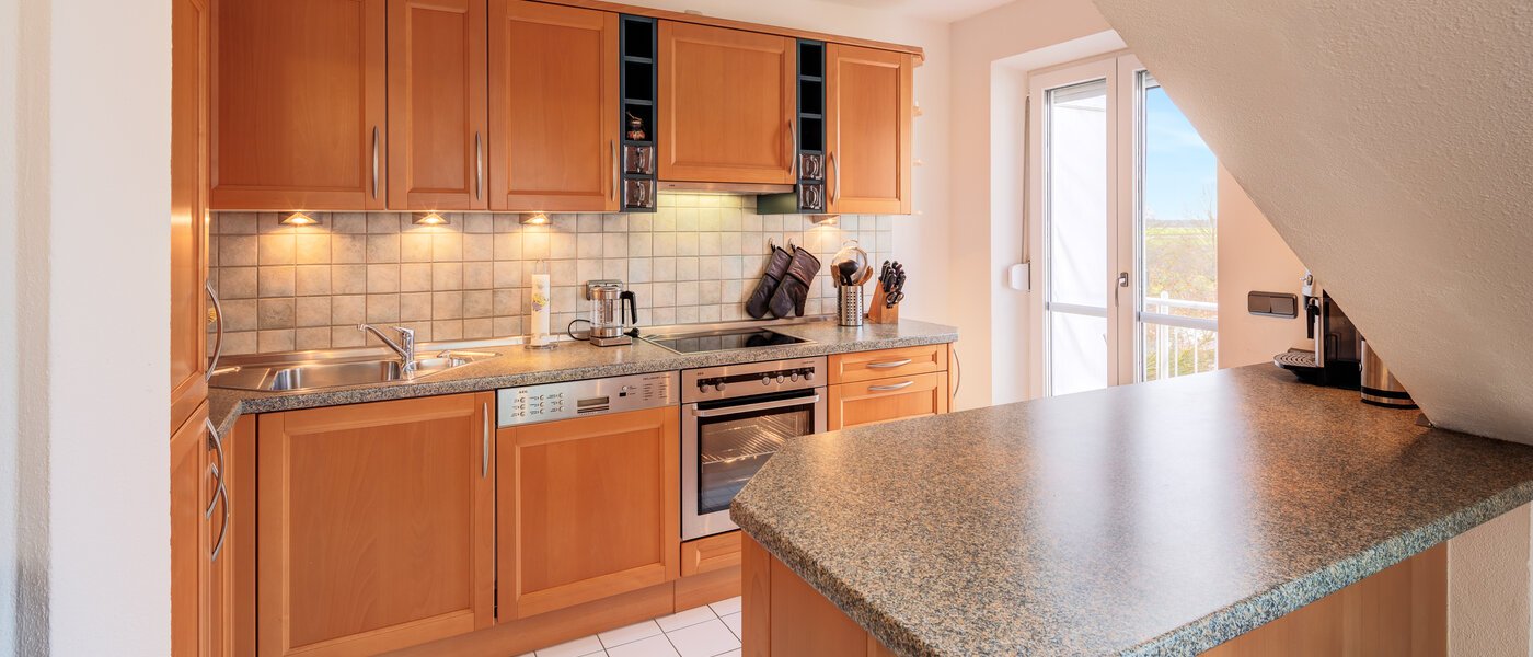 attic apartment München Neufahrn b. Freising 01 kitchen 14673