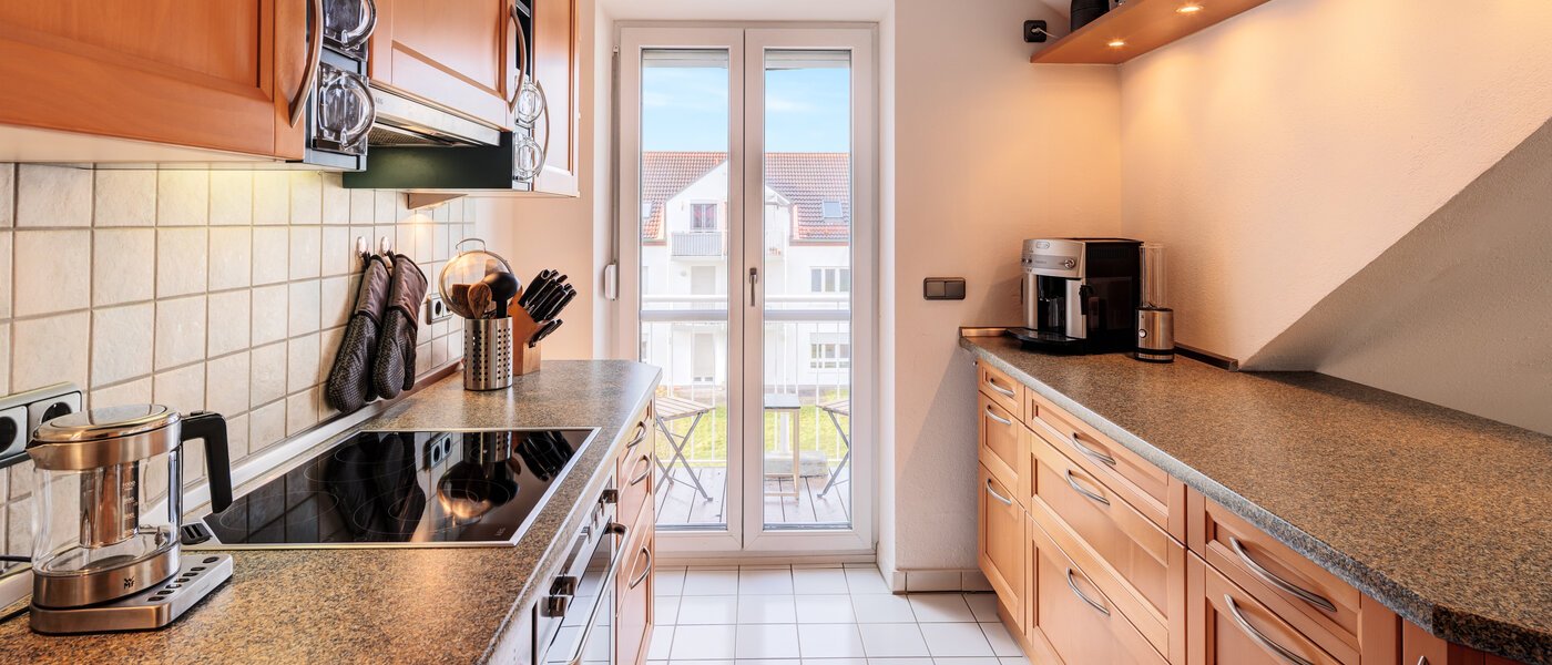 attic apartment München Neufahrn b. Freising 02 kitchen 14673