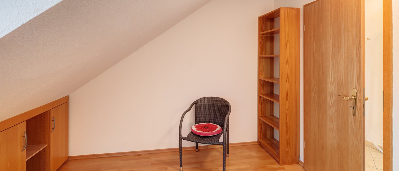 attic apartment München Neufahrn b. Freising 03 office 14673