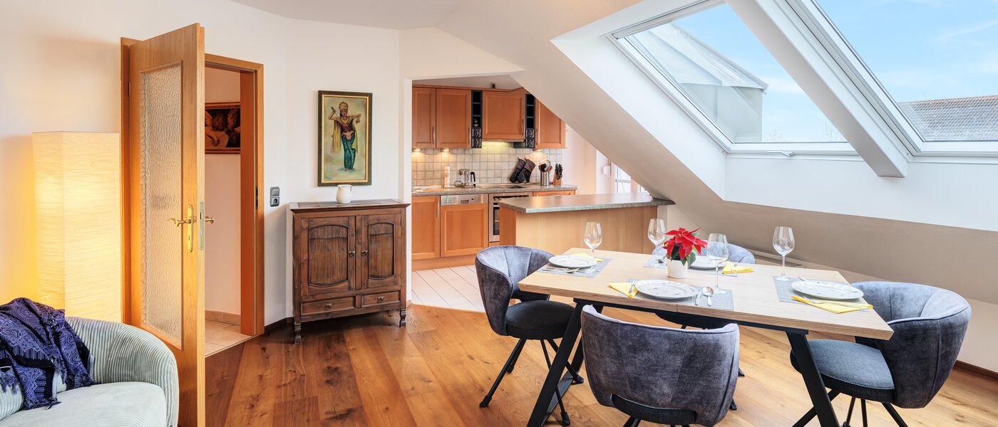 attic apartment München Neufahrn b. Freising 01 living area 14673