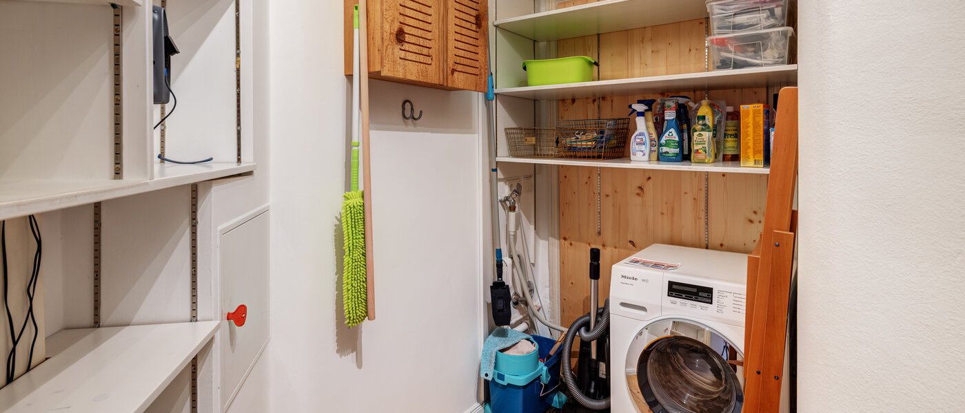 apartment München Ludwigsvorstadt 01 storage room 14674