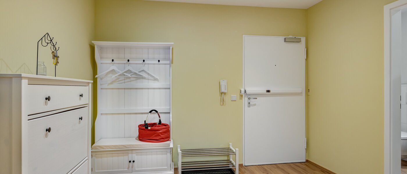 apartment München Bogenhausen 05 hall 14675