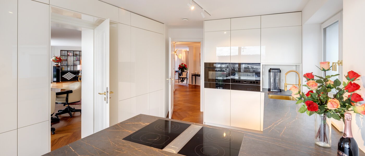 villa Starnberg 02 kitchen 14680