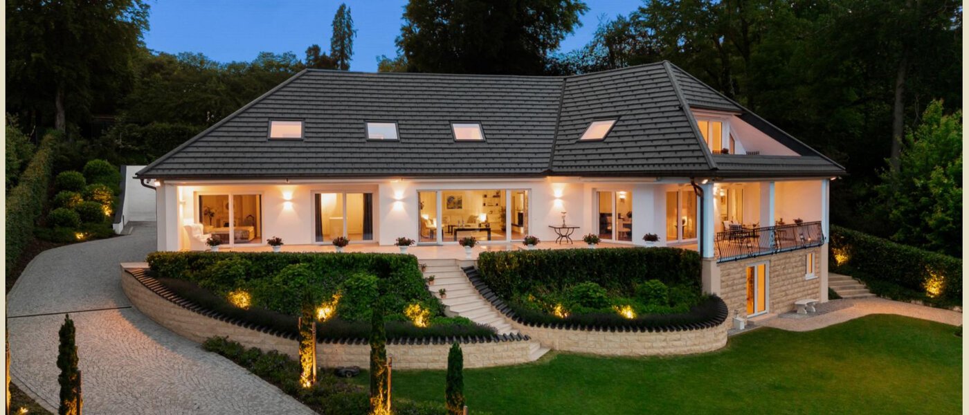 villa Starnberg 01 garden 14680