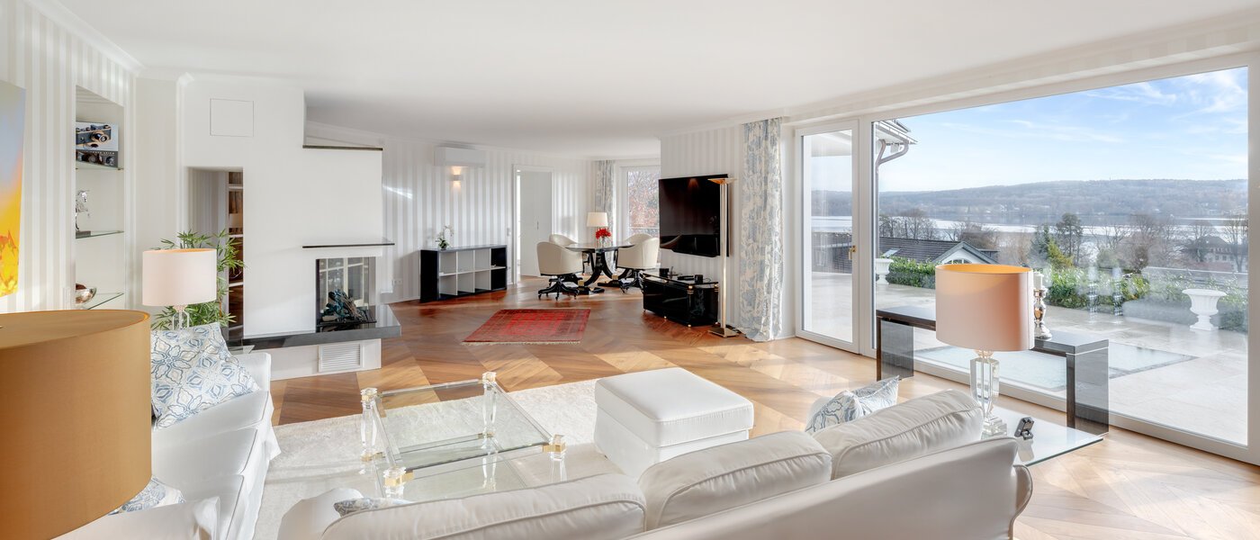 villa Starnberg 04 living area 14680