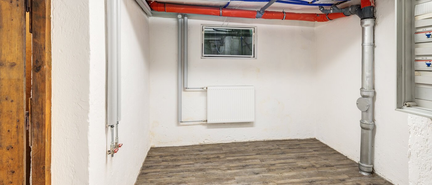 detached house München Trudering 01 storage room 14681