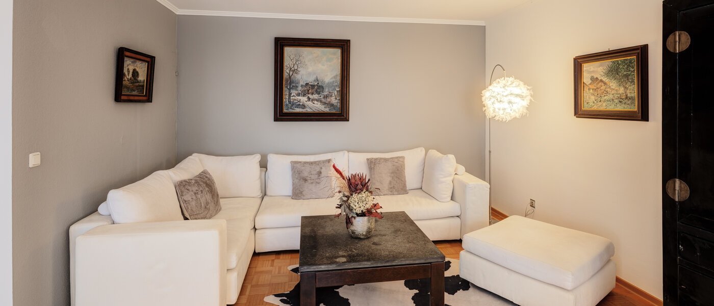 apartment München Solln 04 living area 14682