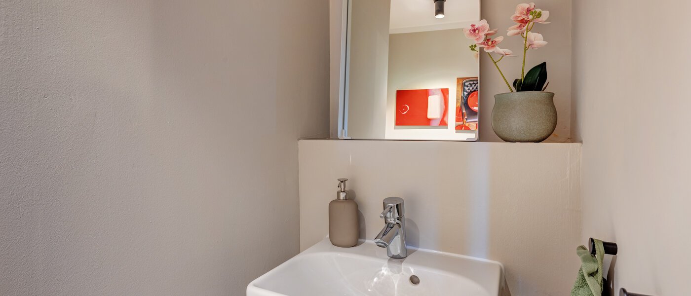 maisonette Waakirchen 01 guest toilet 14683