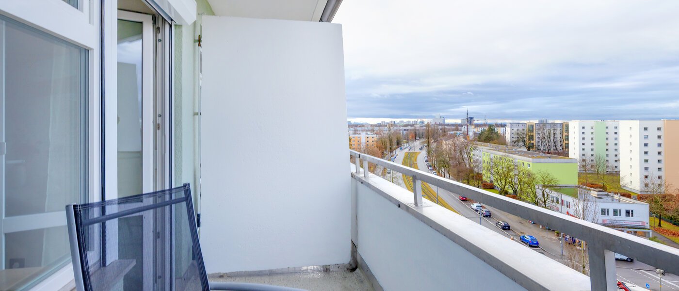 studio München Oberföhring 02 balcony 14689