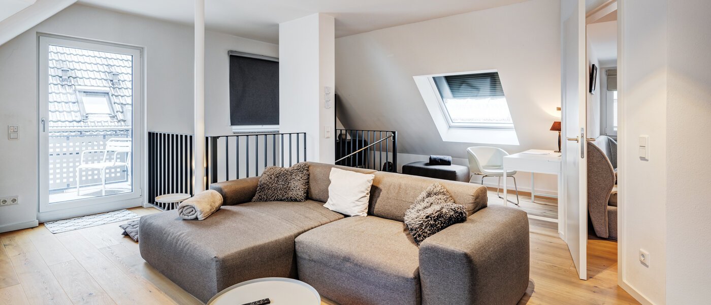 attic apartment München Allach 02 living area 14692