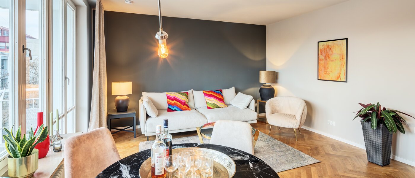 apartment München Maxvorstadt - Universitätsviertel 04 living area 14693