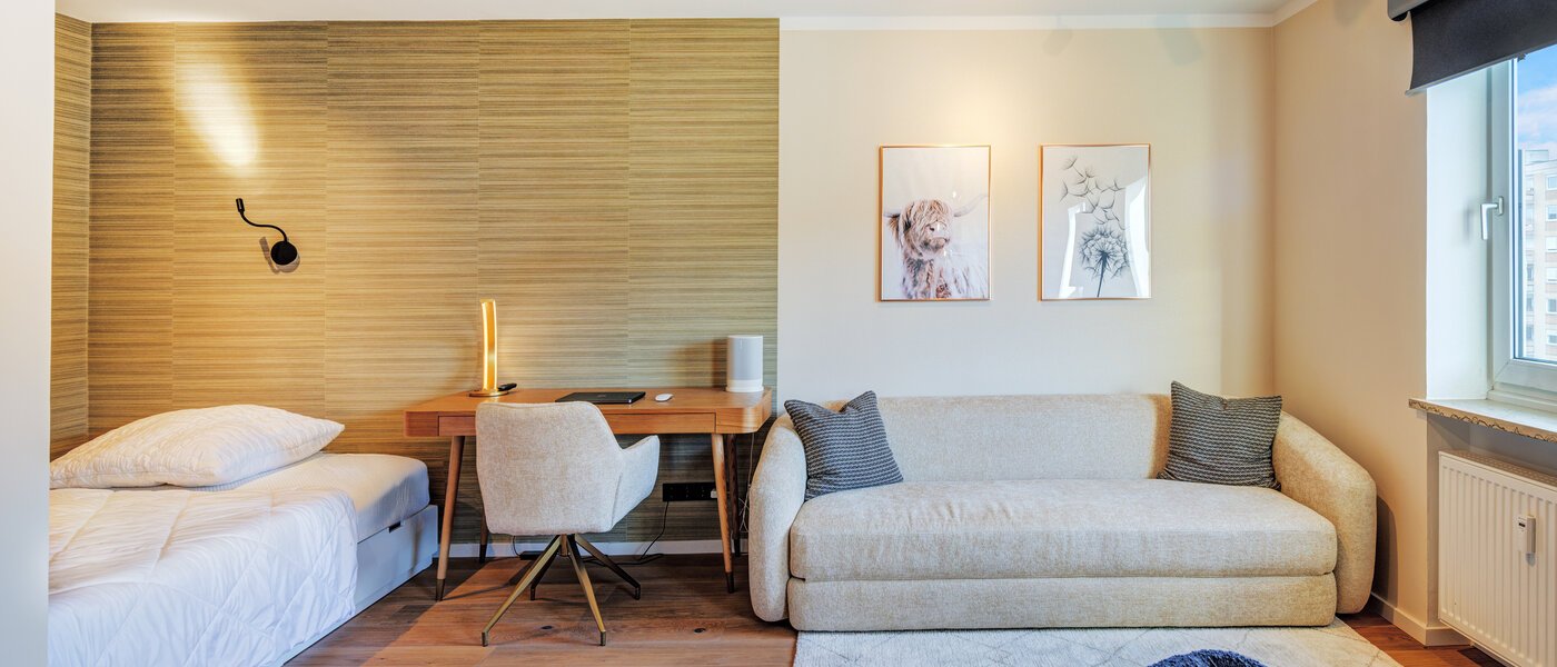 apartment München Untersendling 01 living area 14698