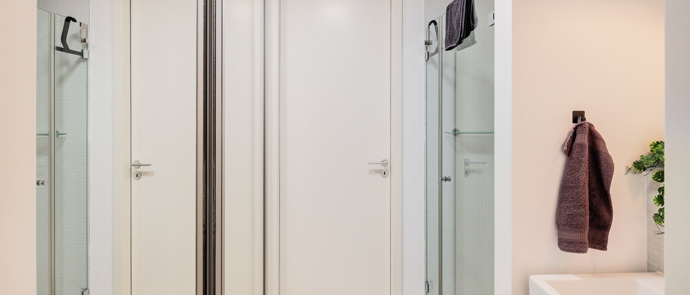 roof terrace apartment München Neuhausen 04 bathroom 14699