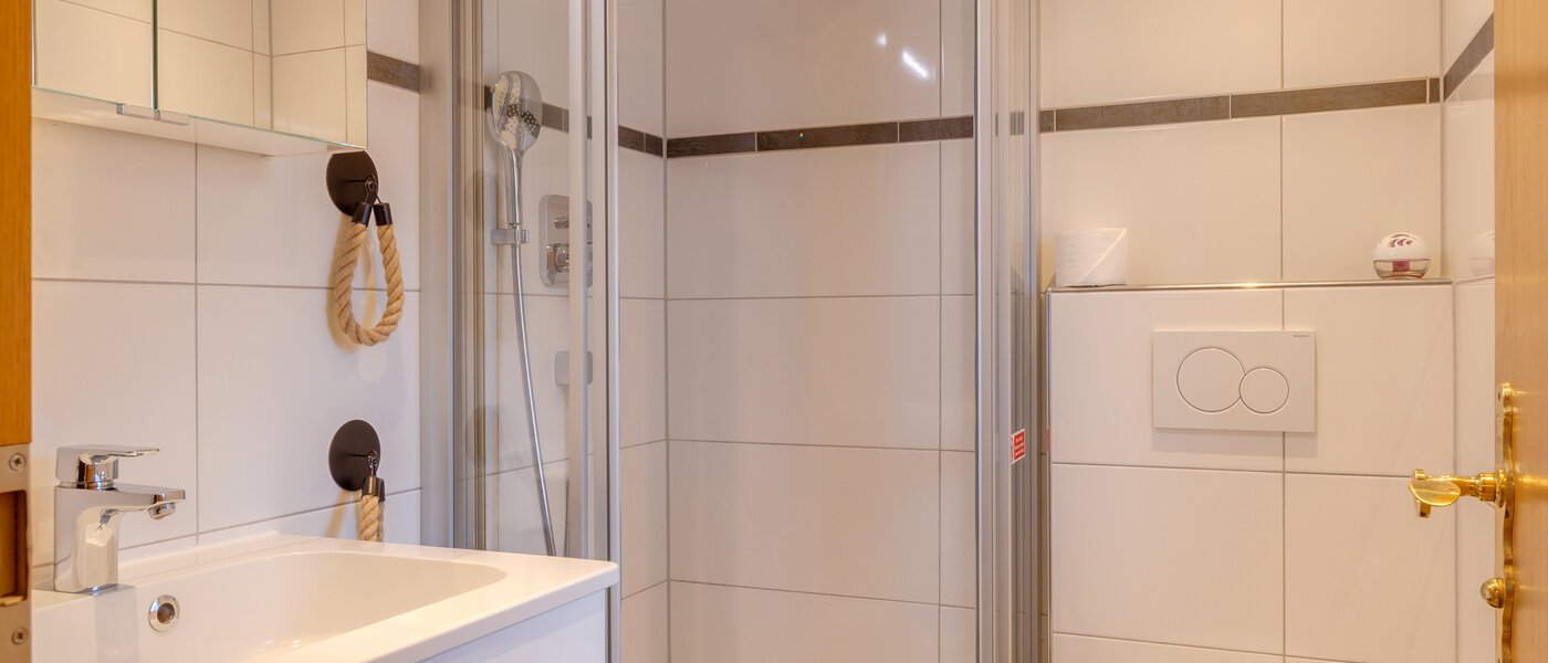 apartment Kochel am See 02 bathroom 14704