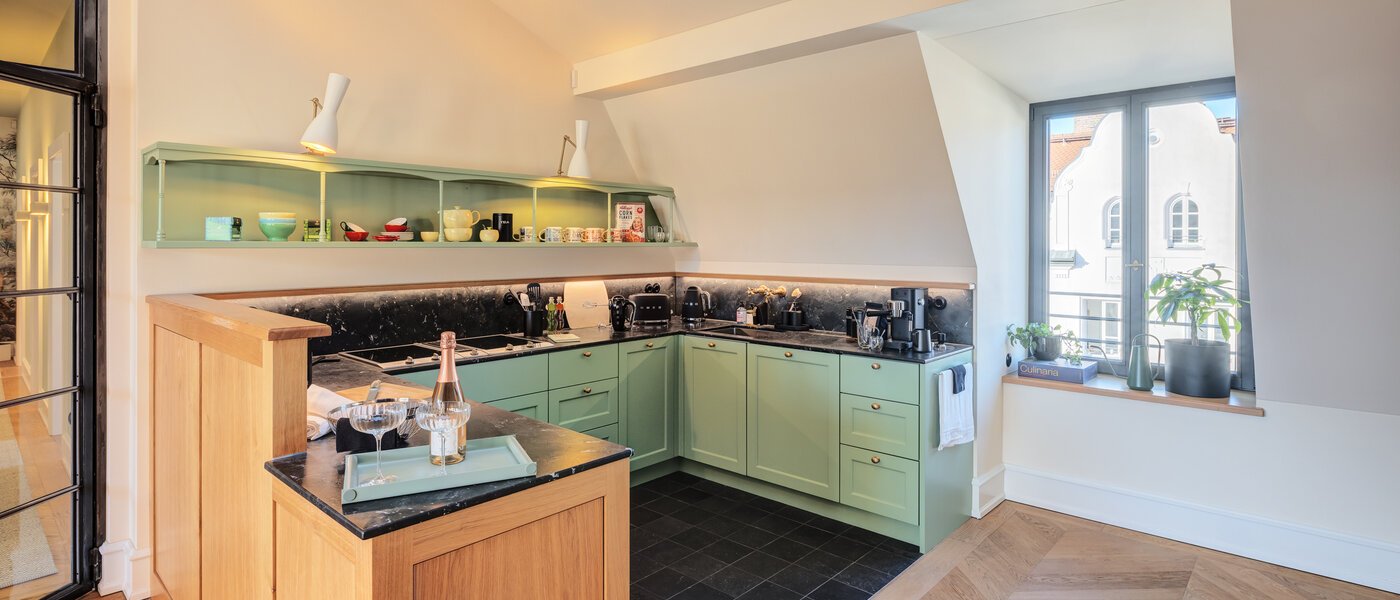 attic apartment München Neuhausen 03 kitchen 14709