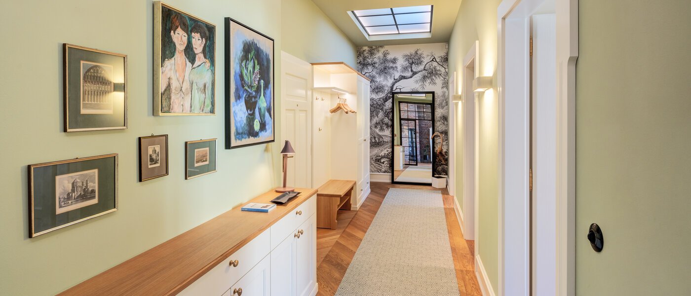 attic apartment München Neuhausen 01 hall 14709