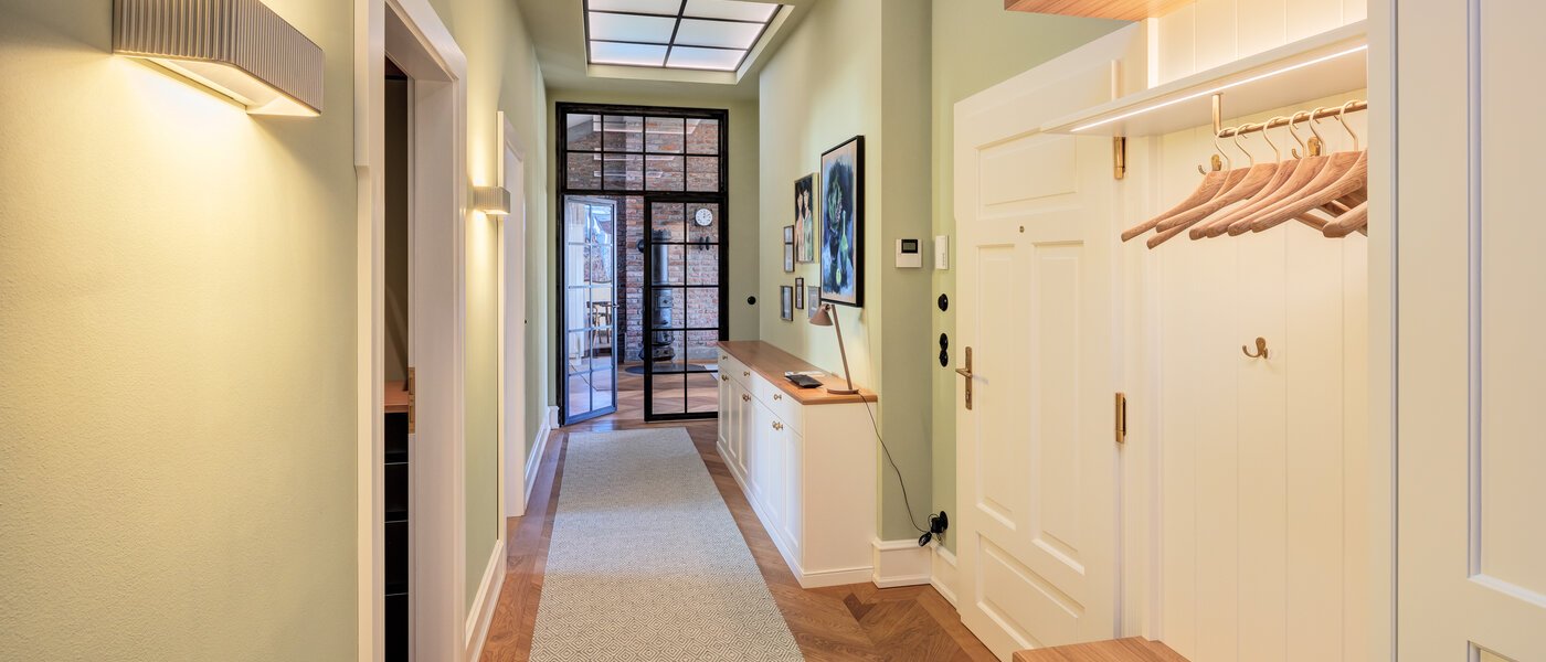 attic apartment München Neuhausen 02 hall 14709