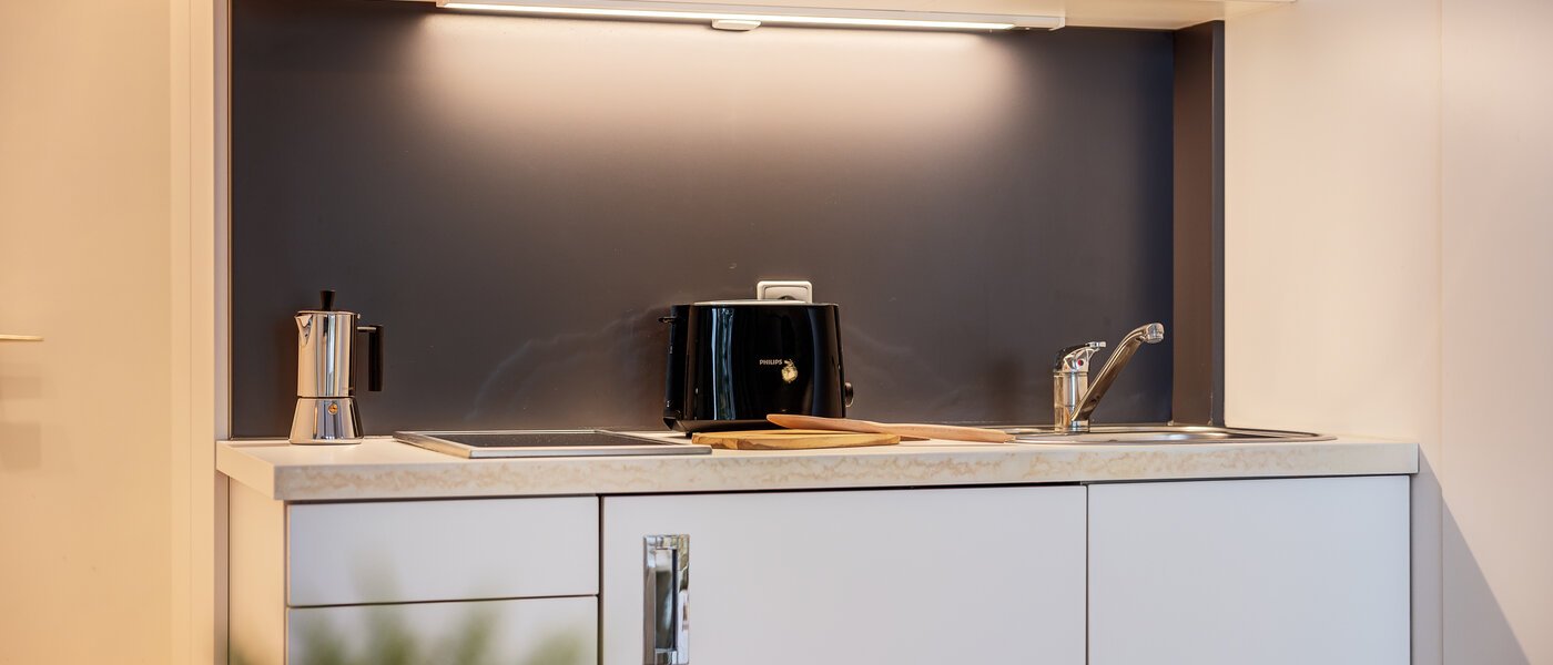 apartment München Glockenbachviertel 01 kitchen 14711