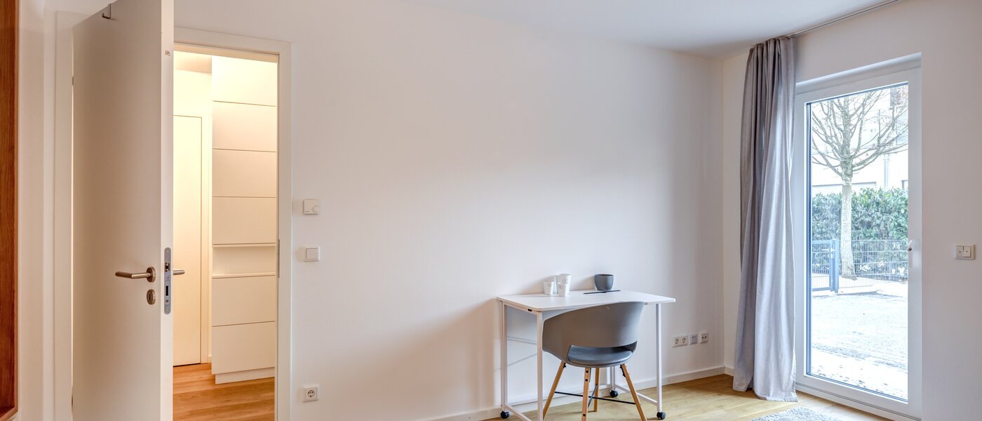 apartment München Harlaching 03 2. bedroom 14713