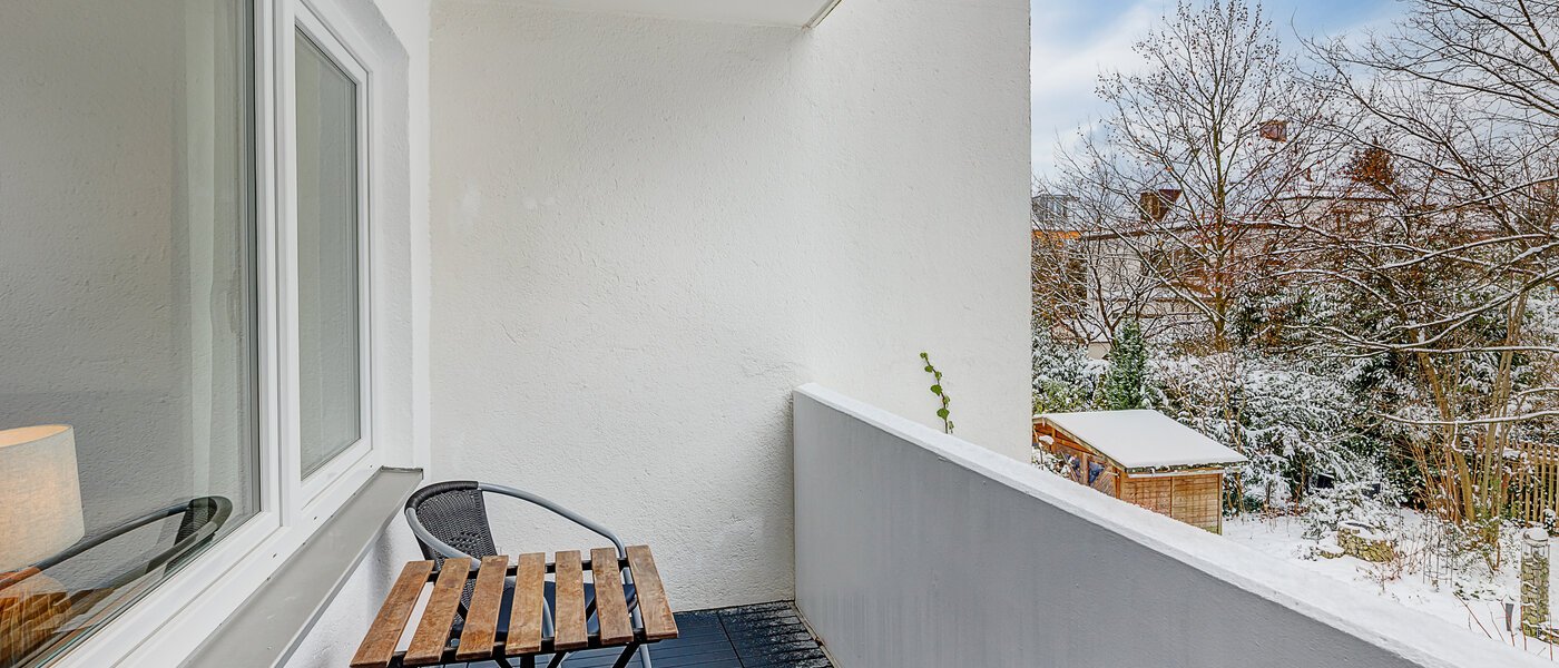 apartment München Schwabing (links der Leopoldstraße) 01 balcony 14718