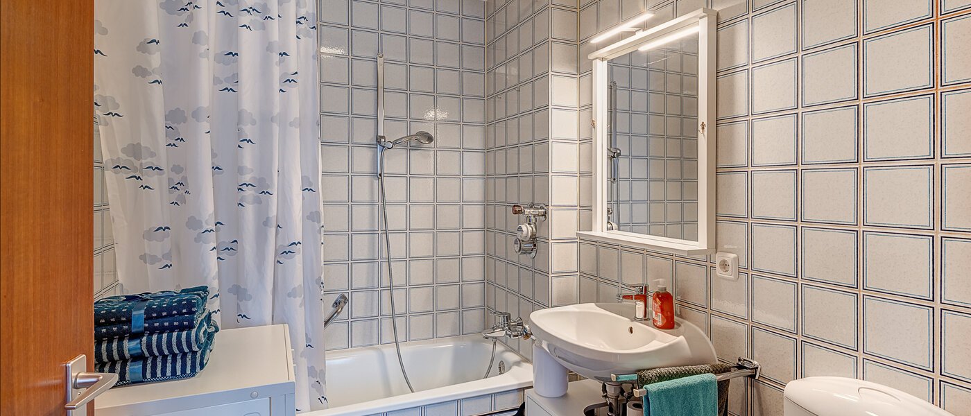 maisonette München Trudering 01 bathroom 14719