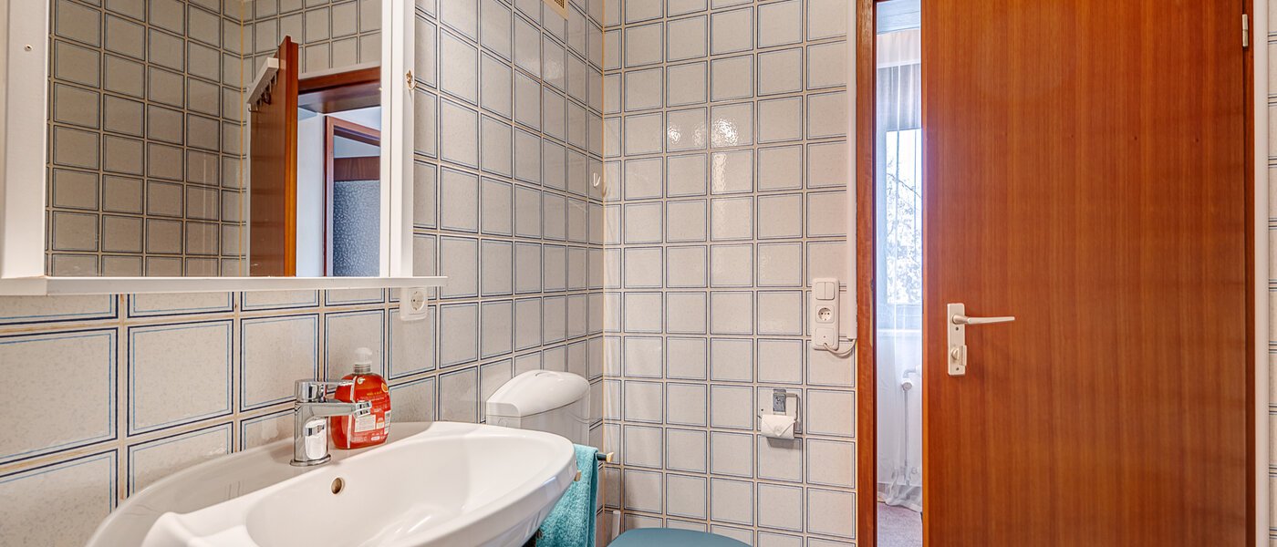 maisonette München Trudering 02 bathroom 14719