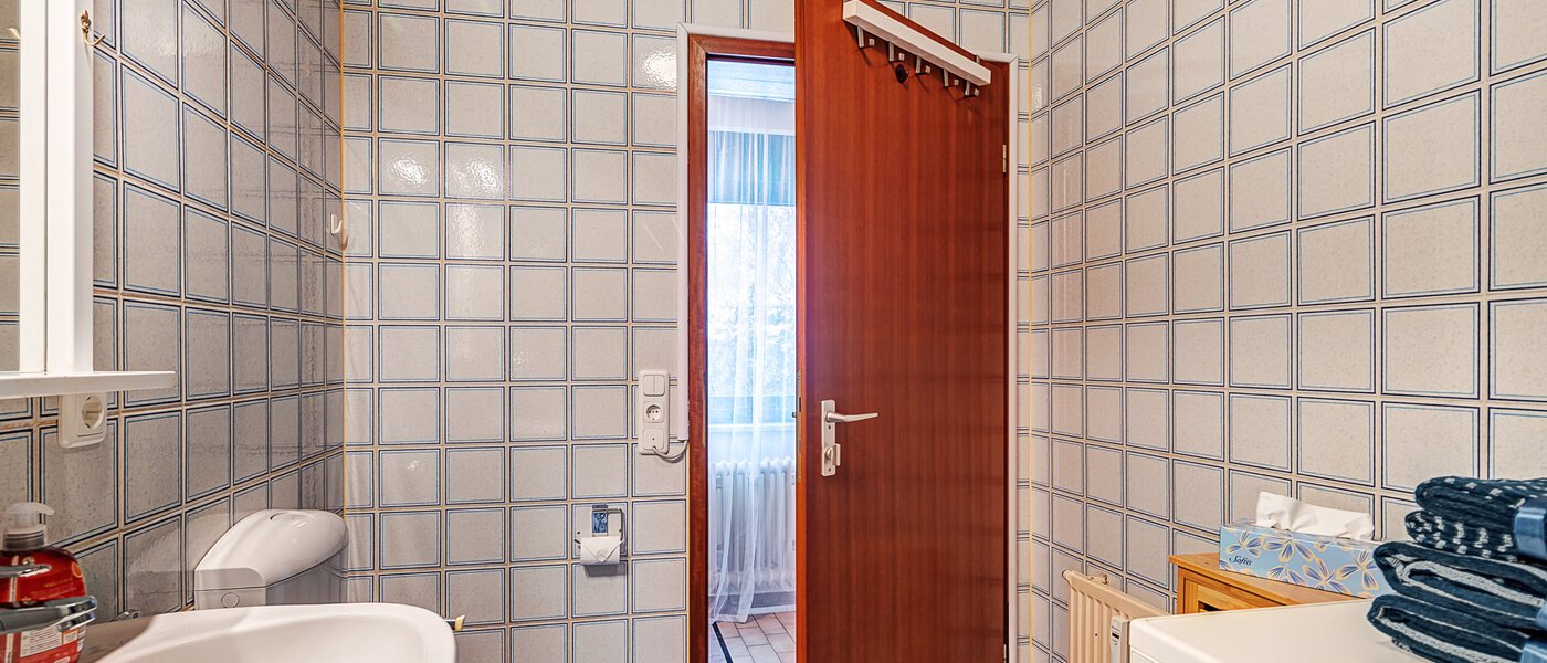 maisonette München Trudering 03 bathroom 14719
